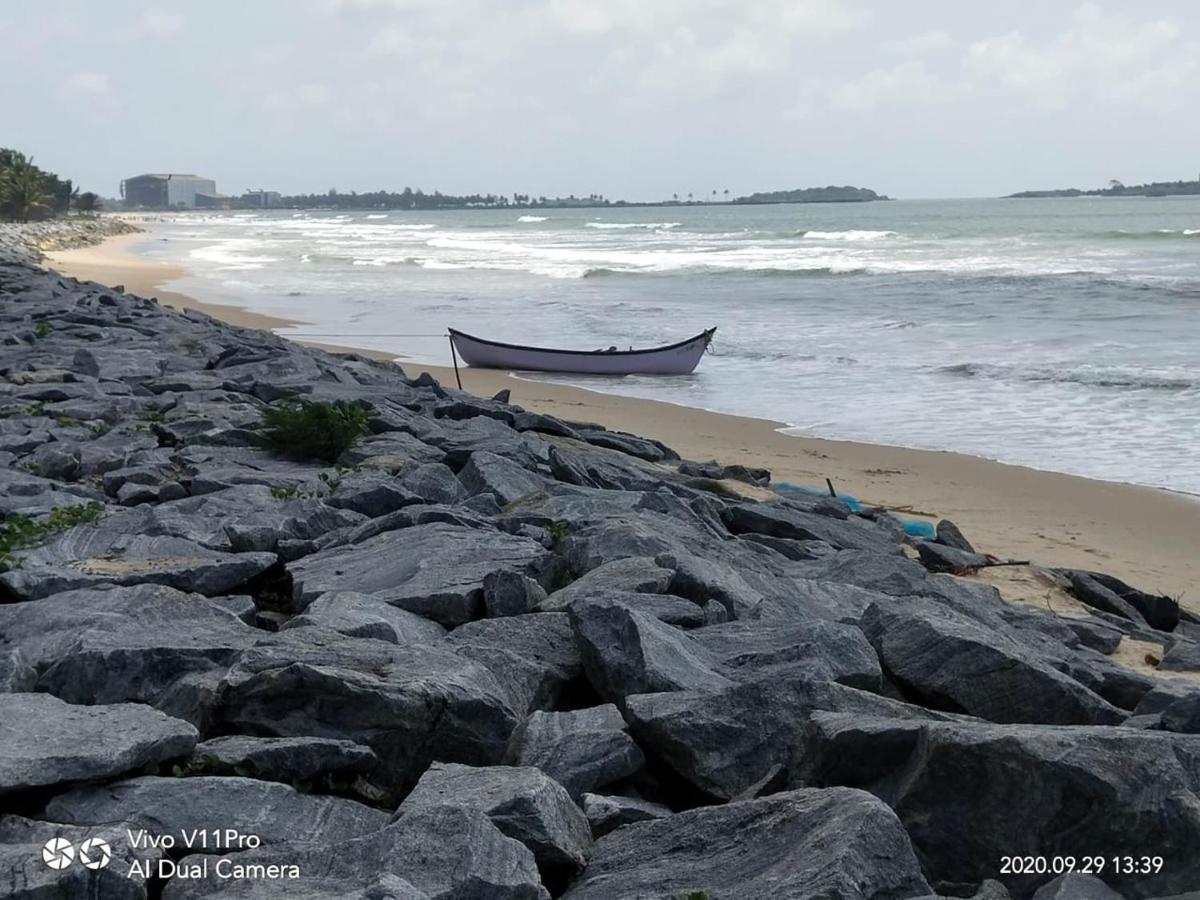 His Grace Sea View Cottages - Private Beach At Malpe Udupi Buitenkant foto