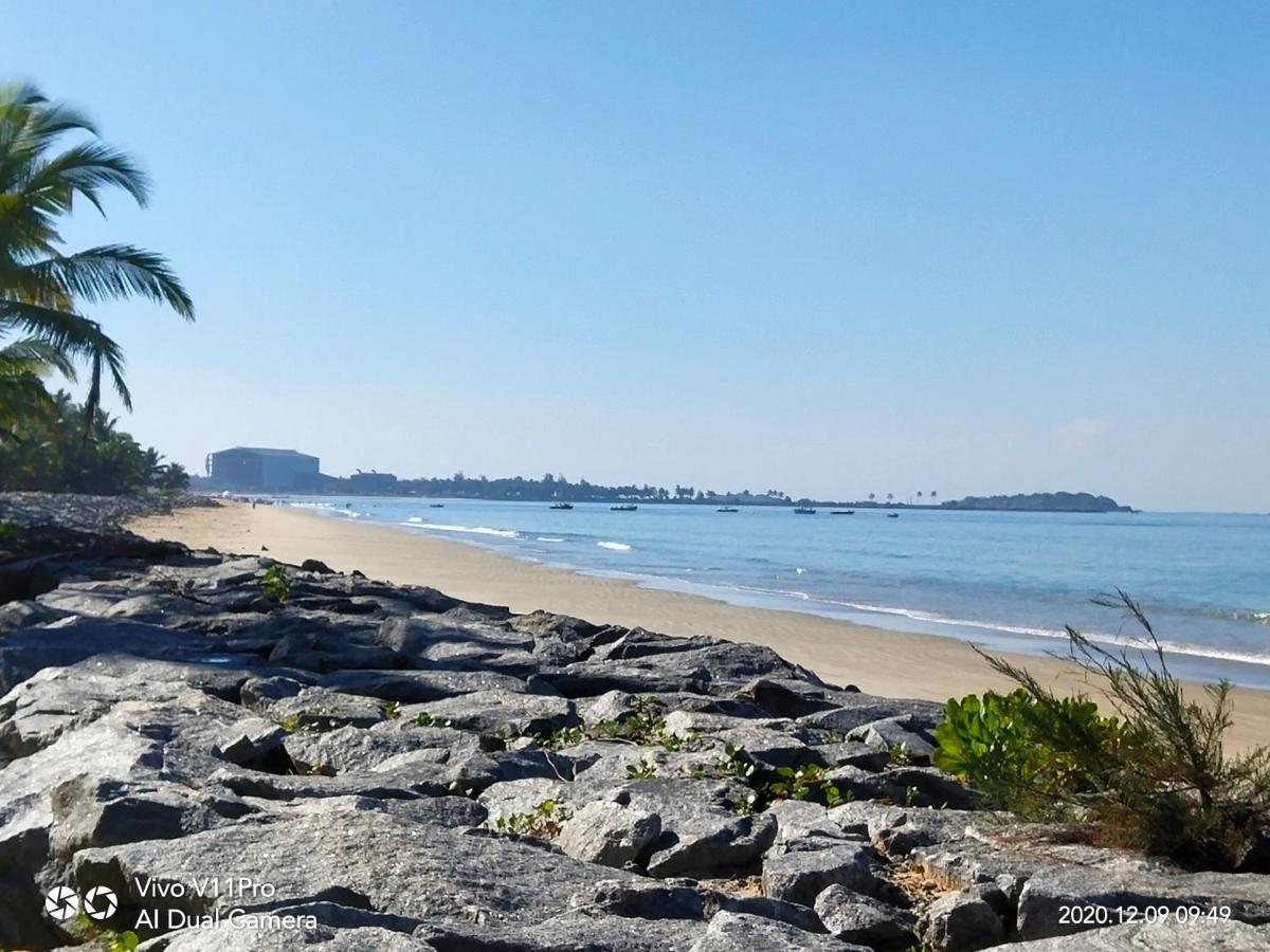 His Grace Sea View Cottages - Private Beach At Malpe Udupi Buitenkant foto